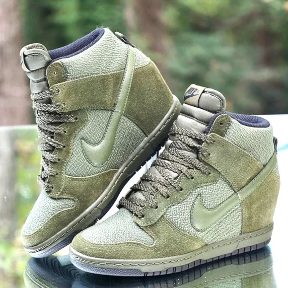 Nike Wedge Sneakers - Picture 7 of 8